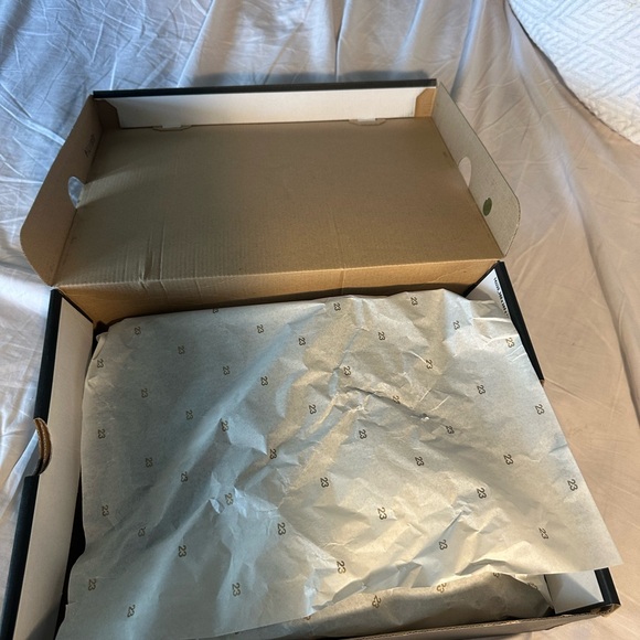 Air Jordan 9 “Retro Bred” - Picture 5 of 8